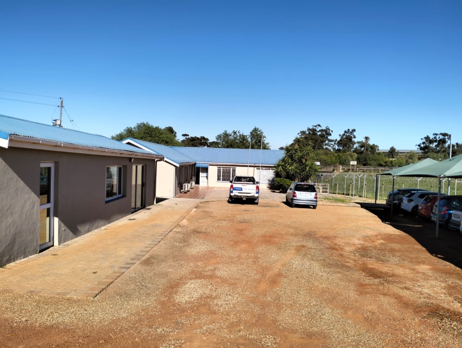 To Let commercial Property for Rent in Klipheuwel Western Cape